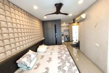 Dedaun Hijau (Greenfield Regency)