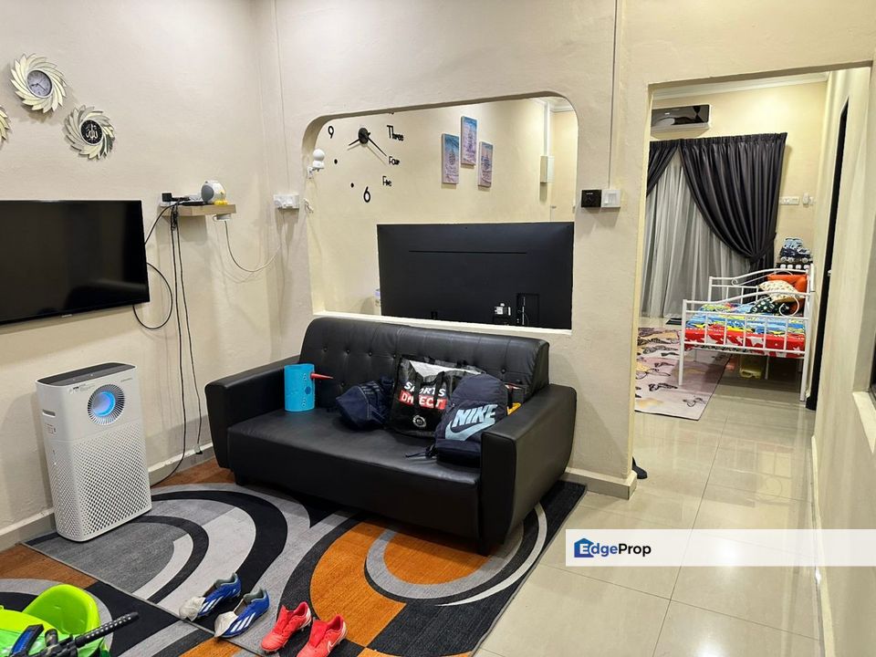 Jalan Zamrud ,Taman Zamrud , Ulu Tiram, Johor, Ulu Tiram