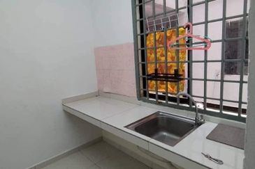 Flat Tasek 64, Bandar Baru Seri Alam