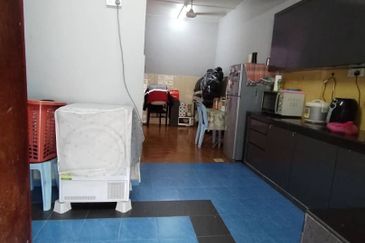 Unblock View @ Jalan Teratai , Taman Johor Jaya