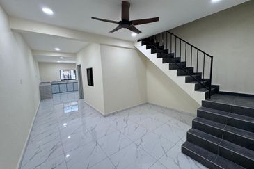 Jln Sp 10, Taman Sri Panchor, Batu Pahat