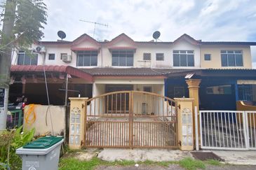 Jalan Rekamas 3/2x, Taman Rekamas, Simpang Renggam