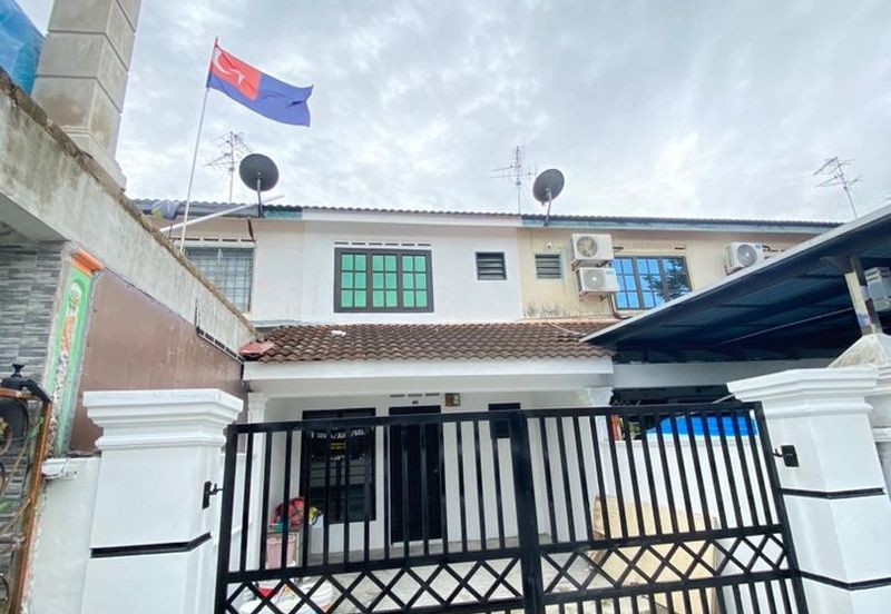 Jalan Berlian, Taman Cahaya Masai, Pasir Gudang