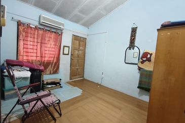 Jalan Lembah, Taman Desa Jaya