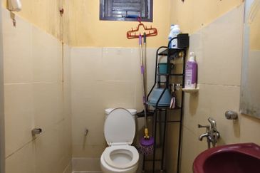 Jalan Lembah, Taman Desa Jaya