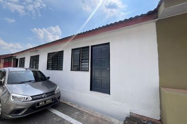 Jalan Serikaya 15, Taman Segamat Baru, 85000 Segamat, Johor