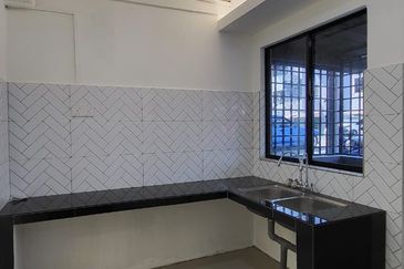 Ground Floor , Flat Selesa Jaya, Skudai