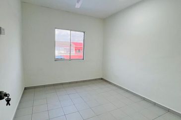 Jalan Bunga Raya, Taman Sri Lalang, Kluang