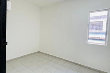 Jalan Bunga Raya, Taman Sri Lalang, Kluang