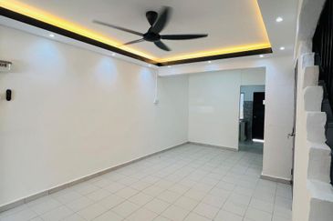 Jalan Bunga Raya, Taman Sri Lalang, Kluang