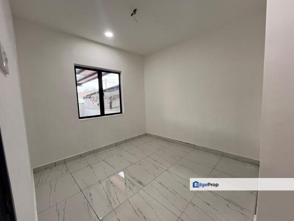 Jalan Pertanian 36, Taman Universiti, Johor, Skudai