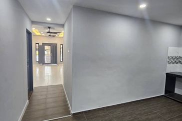 Jalan Bunga Dedap, Taman Aman, 81400 Senai, Johor Darul Ta'zim.