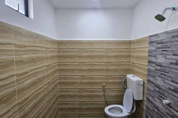 Jalan Bunga Dedap, Taman Aman, 81400 Senai, Johor Darul Ta'zim.