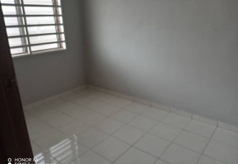 Taman Tiara Perdana, Simpang Renggam