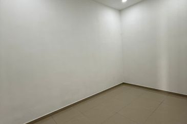 Jalan Dahlia, Taman Aman, Senai