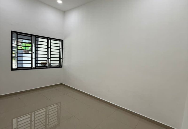 Jalan Dahlia, Taman Aman, Senai