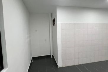 Jalan Teratai 76, Taman Johor Jaya