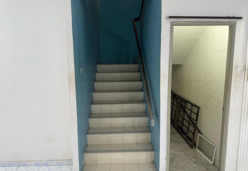 Jalan Sri Putri, Taman Putri Kulai