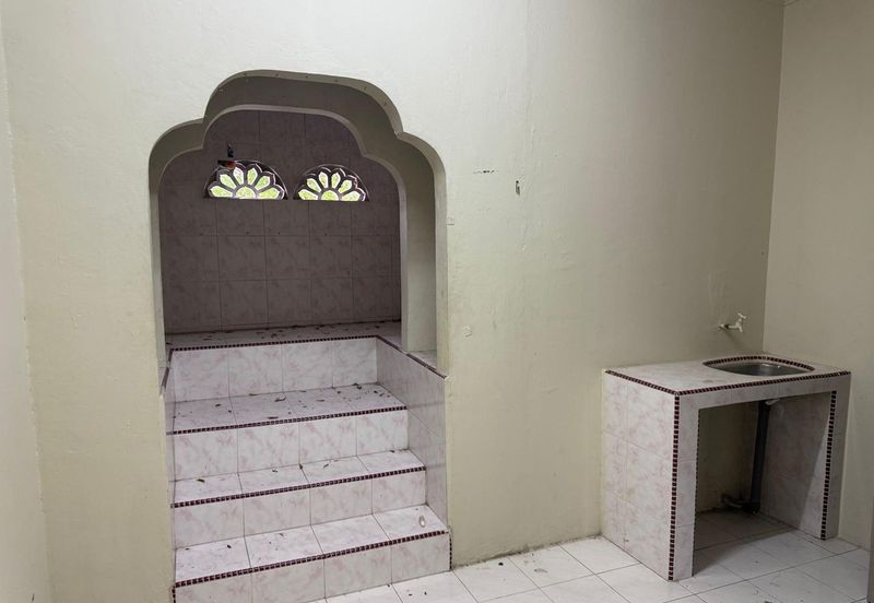 Jalan Sri Putri, Taman Putri Kulai