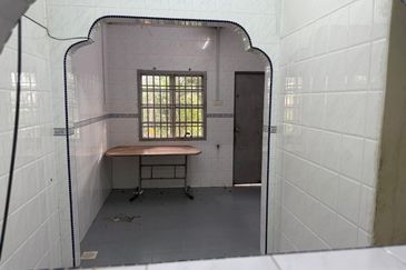 Jalan Sri Putri, Taman Putri Kulai