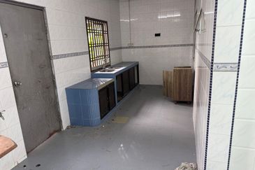 Jalan Sri Putri, Taman Putri Kulai