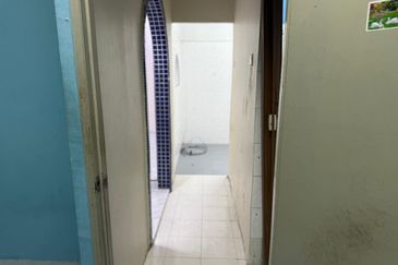 Jalan Sri Putri, Taman Putri Kulai