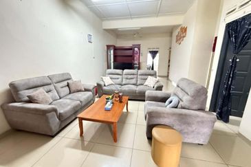 Unblock View @ Jalan Nilam, Taman Kasih, Ulu Tiram