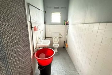 Unblock View @ Jalan Nilam, Taman Kasih, Ulu Tiram