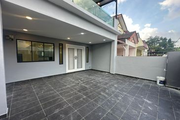 Jalan Mewah Ria 4/4, Taman Bukit Mewah (Munsyi Ibrahim)