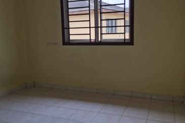 Sri Intan Flat @ Bandar Seri Alam Masai