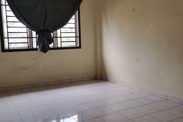 Sri Intan Flat @ Bandar Seri Alam Masai