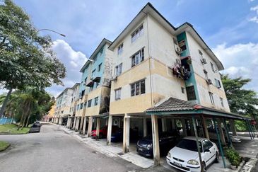 Sri Intan Flat @ Bandar Seri Alam Masai