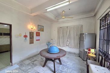 Jalan Nilam, Taman Dato Yahya Shahban, Ulu Tiram