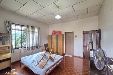 Jalan Nilam, Taman Dato Yahya Shahban, Ulu Tiram