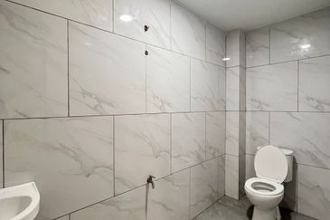 Jalan Bukit Kempas 2, Taman Bukit Kempas