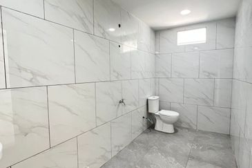 Jalan Bukit Kempas 2, Taman Bukit Kempas