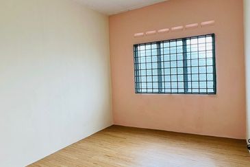 Jalan Lading, Taman Puteri Wangsa, Ulu Tiram