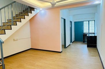 Jalan Lading, Taman Puteri Wangsa, Ulu Tiram