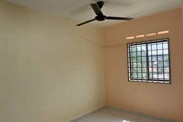 End Lota @ Lorong xx, Jalan 9/X, Taman Air Biru 81700 Pasir Gudang