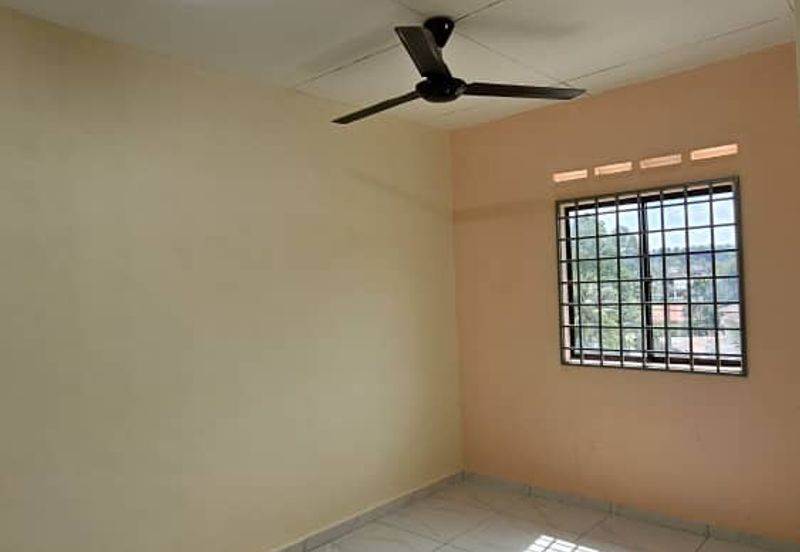 End Lota @ Lorong xx, Jalan 9/X, Taman Air Biru 81700 Pasir Gudang