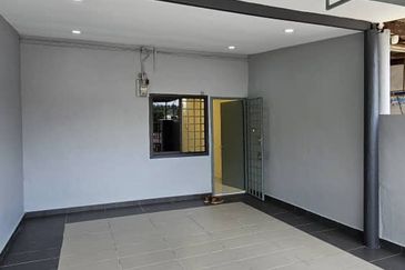 End Lota @ Lorong xx, Jalan 9/X, Taman Air Biru 81700 Pasir Gudang