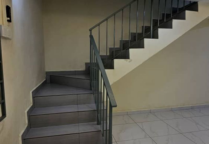 End Lota @ Lorong xx, Jalan 9/X, Taman Air Biru 81700 Pasir Gudang