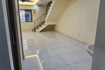 End Lota @ Lorong xx, Jalan 9/X, Taman Air Biru 81700 Pasir Gudang