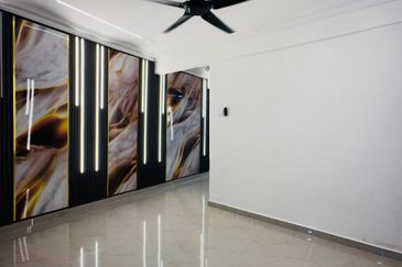 Jalan Berlian 13, Taman Nora, Ulu Tiram