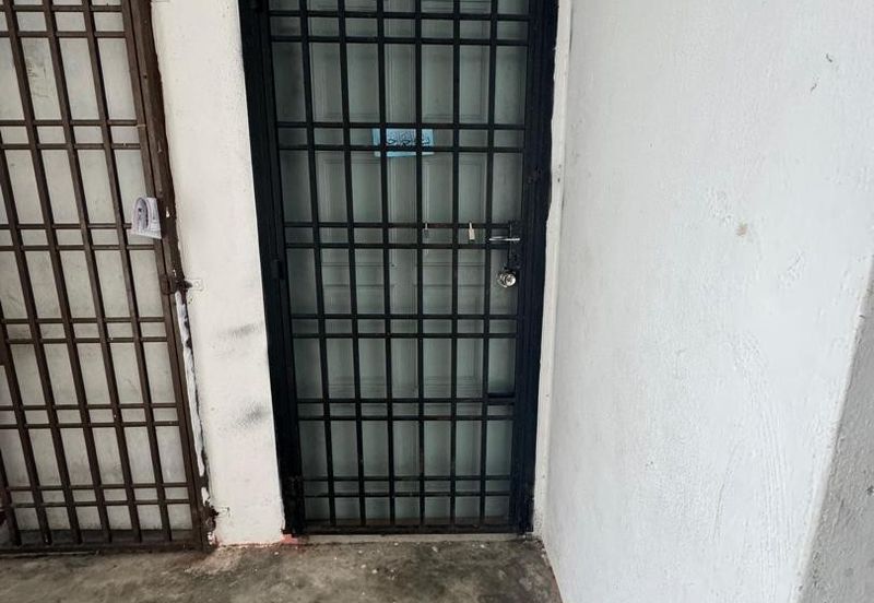 Flat Taman Megah, Pontian, Johor