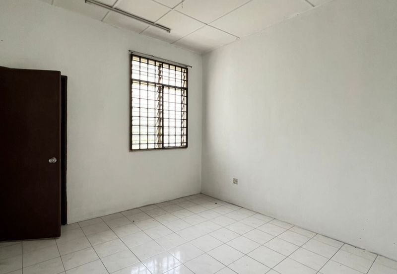 Jalan Sri Putri 12/3, Taman Putri Kulai, Kulai, Johor