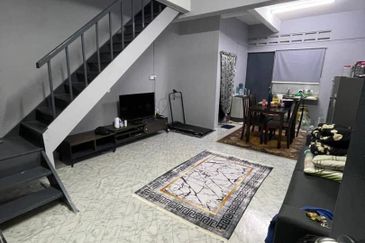 Jalan Impian, Taman Impian, Pekan Nenas