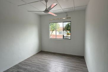 Jalan Kaloi, Taman Pasir Putih, Pasir Gudang