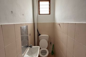 Jalan Kaloi, Taman Pasir Putih, Pasir Gudang