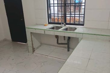 Jalan Rekamas 3/xx, Taman Rekamas 3, Simpang Renggam